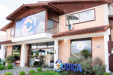 Cidica de Canela recebe palestra sobre vendas e oportunidades no setor p&uacute;blico