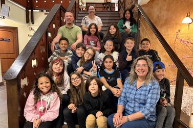 Programa Plantando o Futuro: Estudantes da EMEF Padre Anchieta visitam a C&acirc;mara de Gramado