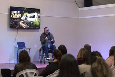 Palestra abre Semana da Pessoa com Defici&ecirc;ncia em Canela; programa&ccedil;&atilde;o vai at&eacute; 28 de agosto