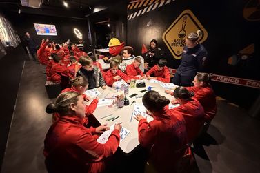 Space Adventure recebe visita dos Bombeiros Mirins de Canela e promove experi&ecirc;ncia in&eacute;dita