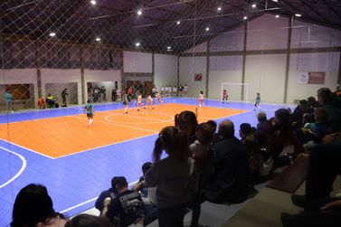 XXVI Campeonato Municipal de Futsal Feminino tem in&iacute;cio em Nova Petr&oacute;polis