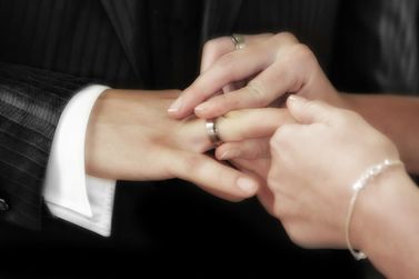Inscrições para o casamento comunitário em Matinhos seguem até o dia 19