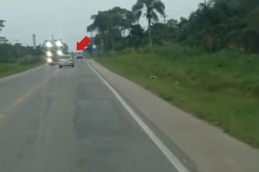 Vídeo: Motorista quase causa acidente ao conduzir de maneira perigosa na PR-412