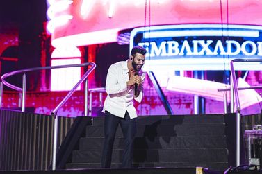 Gusttavo Lima, F&aacute;bio Jr. e Ra&ccedil;a Negra: veja a agenda de shows no Litoral