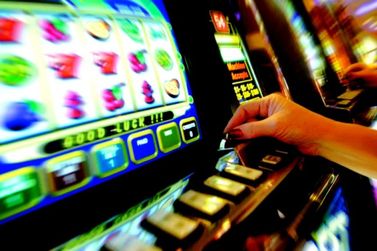 Lottopar fiscaliza pontos de jogos de azar em Guaratuba e no litoral