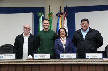 C&acirc;mara de Guaratuba elege e empossa nova Mesa Diretora