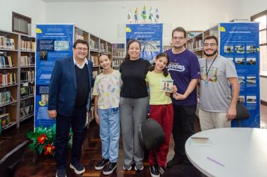 G&ecirc;meas de 11 anos lan&ccedil;am livro infantil sobre a Ponte de Guaratuba