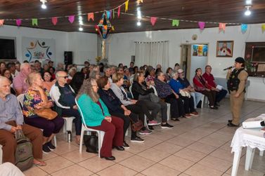 Guaratuba promove palestra contra viol&ecirc;ncia e golpes em idosos