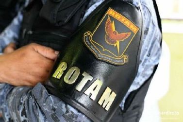 Homem &eacute; preso com cem por&ccedil;&otilde;es de crack no bairro Cohapar II