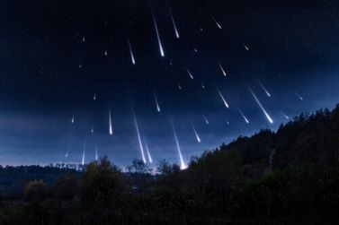 Chuva de meteoros poder&aacute; ser observada na madrugada desta sexta-feira