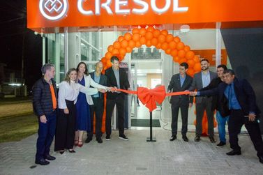 Cresol inaugura nova ag&ecirc;ncia em Guaratuba ap&oacute;s 19 meses de expans&atilde;o