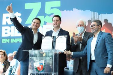 Governador anuncia investimentos e prev&ecirc; lan&ccedil;amento do Ver&atilde;o Maior em setembro