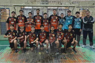 Handebol sub-15 de Guaratuba faz amistoso contra Rio Negrinho