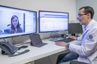 Projeto de telemedicina rende t&iacute;tulo de Prefeito Inovador a Mauricio Lense