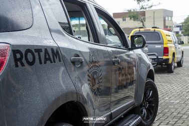 ROTAM prende jovem por tr&aacute;fico de drogas na Vila Esperan&ccedil;a