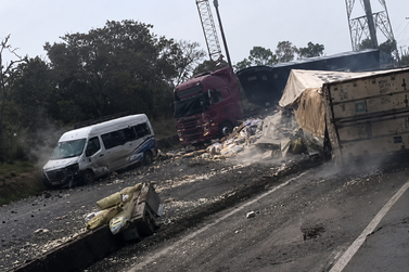 Um grave acidente foi registrado na BR-277, na altura do quil&ocirc;metro 41