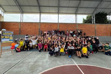 Dia do Estudante re&uacute;ne esporte, torcida e integra&ccedil;&atilde;o em escola de Guaratuba