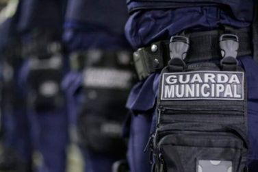 Homem &eacute; preso ap&oacute;s agredir companheira no Centro de Guaratuba