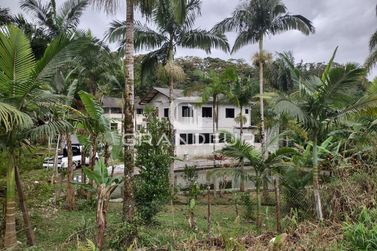 Ch&aacute;cara &agrave; venda - 3000m&sup2; - Boa Vista