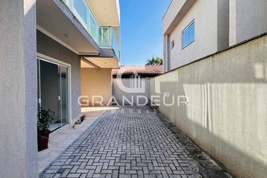Sobrado &agrave; venda - 150m&sup2; - Pi&ccedil;arras