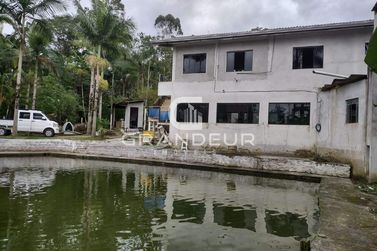 Ch&aacute;cara &agrave; venda - 3000m&sup2; - Boa Vista