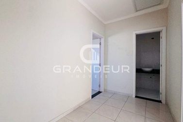 Sobrado &agrave; venda - 150m&sup2; - Pi&ccedil;arras