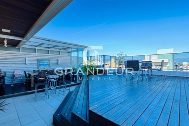 Apartamento &agrave; venda - 250m&sup2; - Centro