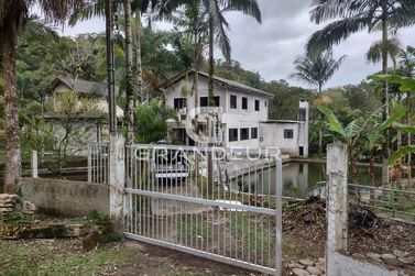 Ch&aacute;cara &agrave; venda - 3000m&sup2; - Boa Vista