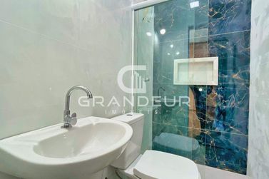 Casa &agrave; venda - 90m&sup2; - Balne&aacute;rio Eliana