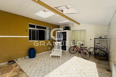 Casa para alugar - 160m&sup2; - Bairro Mirim