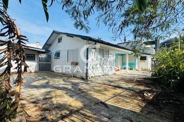 Terreno &agrave; venda - 127m&sup2; - Centro