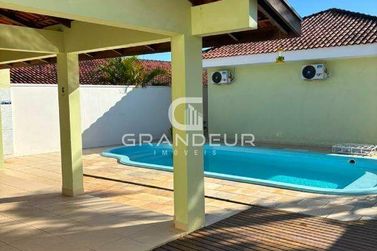 Casa &agrave; venda - 94m&sup2; - Balneario Nereidas