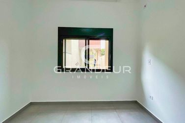 Casa &agrave; venda - 90m&sup2; - Balne&aacute;rio Eliana
