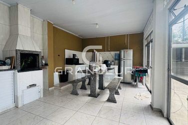 Casa para alugar - 160m&sup2; - Bairro Mirim