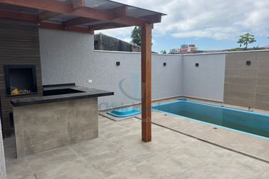 Casa &agrave; venda - 120m&sup2; - Eliana