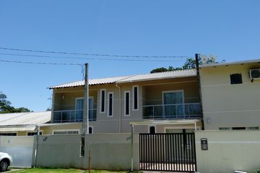 Sobrado &agrave; venda - 97m&sup2; - cohapar