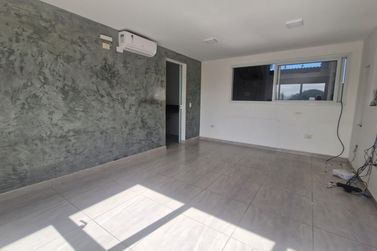 Sala Comercial para alugar - 300m&sup2; - cohapar