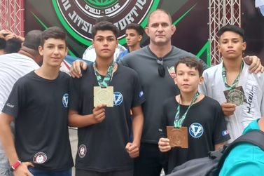 Atletas guaxupeanos são medalhistas em mundial de Jiu-Jitsu