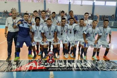 Guaxupé conquista 1° lugar do JOJU no Futsal Masculino
