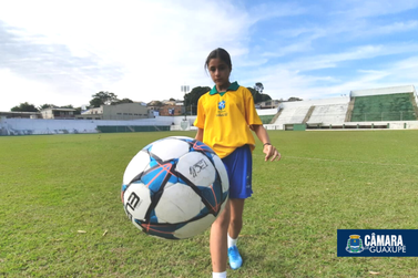 Projeto Gol do Brasil inicia aulas de futebol com crianças e adolescentes