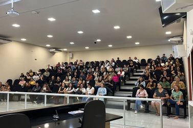 Evento Abril Azul re&uacute;ne comunidade e refor&ccedil;a inclus&atilde;o em Ibaiti