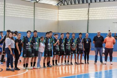 Fase municipal dos Jogos Escolares &eacute; encerrada com finais e premia&ccedil;&atilde;o