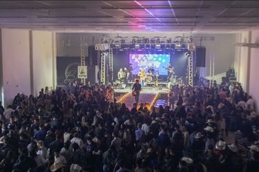 Baile da Rainha 2026 promete lotar o Ip&ecirc; Clube e resgatar tradi&ccedil;&atilde;o em Ibaiti