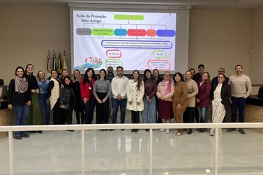 Ibaiti avan&ccedil;a na cria&ccedil;&atilde;o de rede intersetorial para atendimento a v&iacute;timas de viol&ecirc;ncia