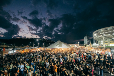 Festa da Cerveja re&uacute;ne m&uacute;sica, gastronomia e mais de 20 cervejarias em Juiz de Fora
