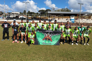 Campeonato Amador de Ibertioga come&ccedil;a com tr&ecirc;s jogos e nove gols na rodada de abertura