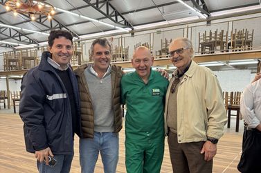 Empres&aacute;rios ga&uacute;chos se re&uacute;nem com Luciano Hang na v&eacute;spera da inaugura&ccedil;&atilde;o da Havan Taquara
