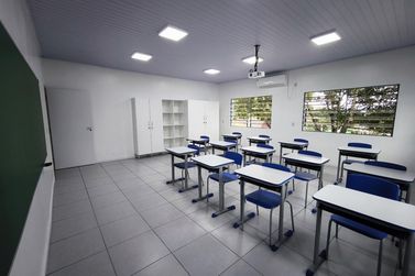 Prefeitura de Igrejinha inaugura amplia&ccedil;&atilde;o e reforma da EMEF Dona Carolina