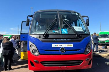 Munic&iacute;pio de Taquara recebe micro-&ocirc;nibus para transporte de pacientes eletivos do SUS