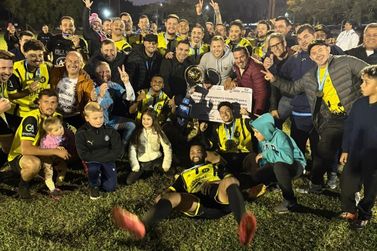 USP conquista t&iacute;tulo do 1&ordm; Quadro do Campeonato de Futebol de Campo de Parob&eacute;